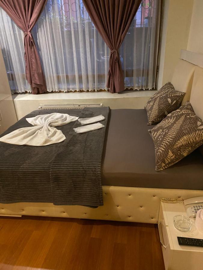Apart Otel Chanel Suits